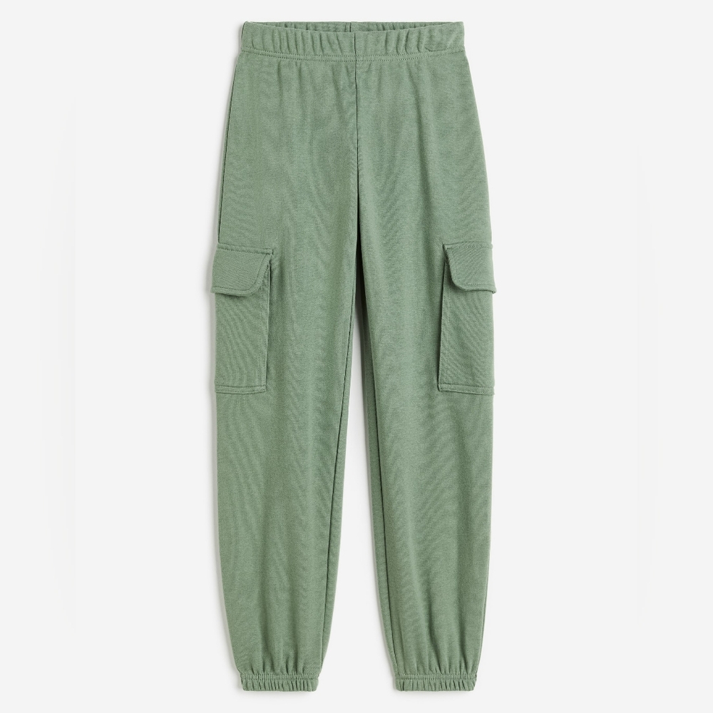 Like New Size 6 100% Polyester Cargo Pull-on Pants